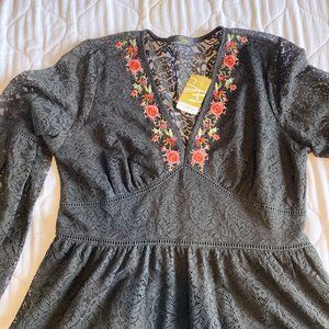 Suzanne Betro lace overlay midi dress